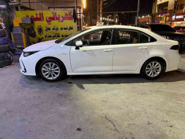 يا الله
السلام عليكم 
للبيع كورولا موديل 25 هايبرد مواصفات خليجي 
فول مواصفات 
معروفه مواصفات الخليجي 

اعلا فئه بيها
 ماشيه 3الف
اخت الزيرو
رقم بغداد 
مكان السياره سيديه شارع الخيزران 
السعر 153وبيها مجال حك الحيه
للاستفسار الاتصال على الرقم التالي 
***********
***********
