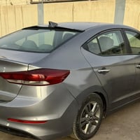 النترا هونداي موديل ١٧ضربت الجاملغ الخلفي والباقي من كلشي جهازة السيار...