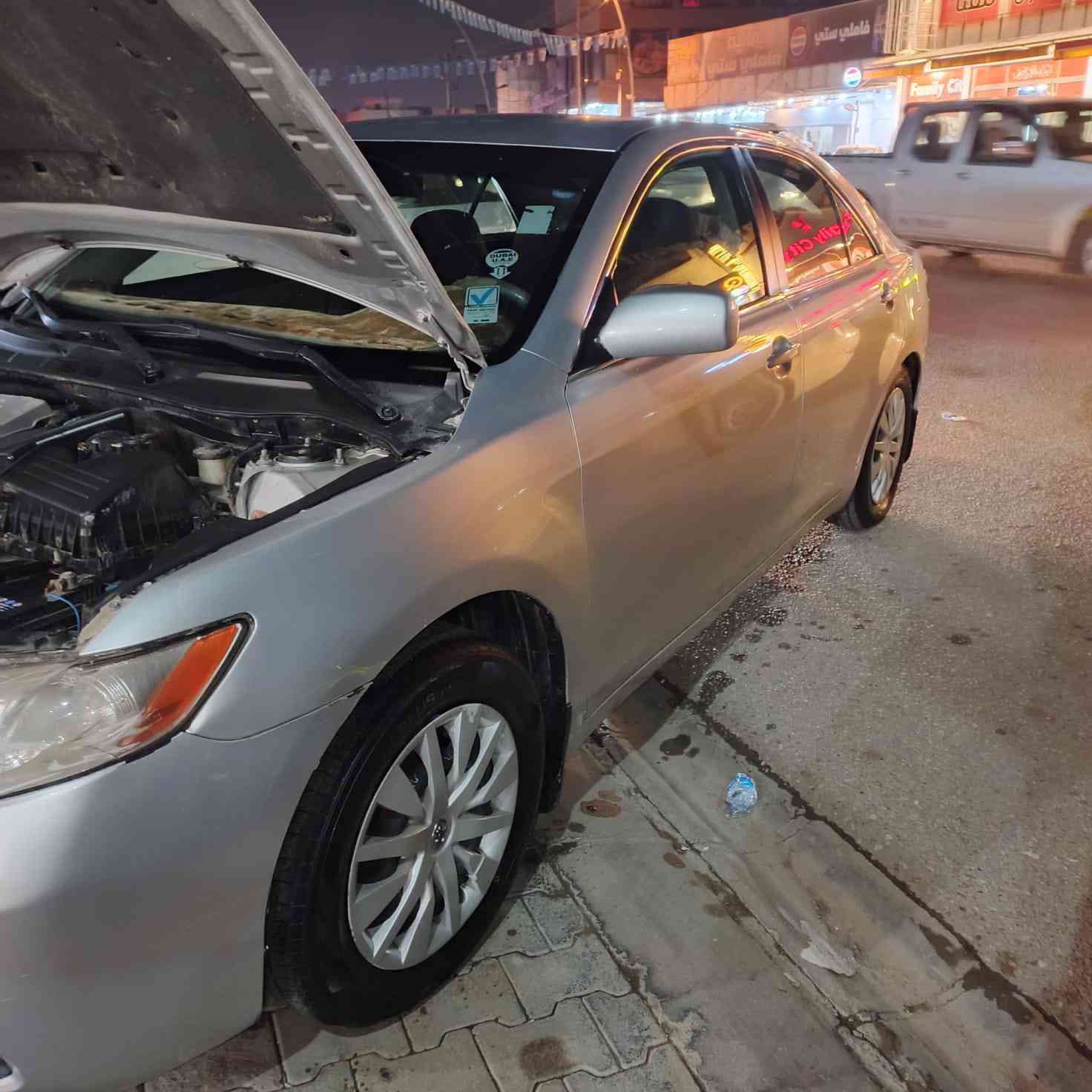 السلام عليكم كامري 2008 كندي 6سلندر كير ومحرك بشرط دفتر بانزين ثاني تحويل صبغ عام جماليه فقط السياره احله من الصور السعر 100 وبي مجال شراي اتصل ***********
