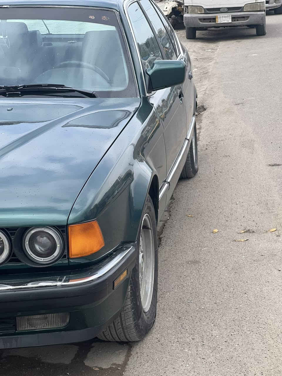 بي ام البيع موديل ١٩٩٤ صبغ جديد بطنه جديده تخم تاير سياره كامله سعر ٦٥ كير محرك مكفول  رقم تلفون***********
