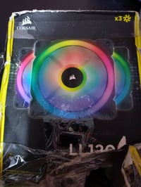 ٤ فانات • نطوني