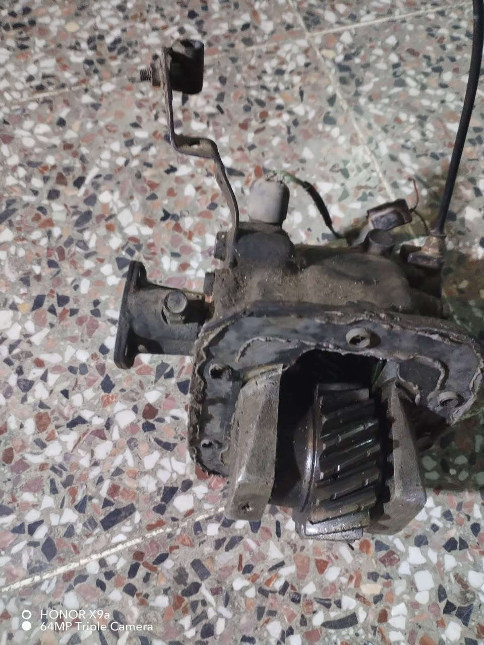 السلام عليكم طبشه مال فوصه بزن  العنوان بغداد سعر 350 ويها مجال استفسار ***********
