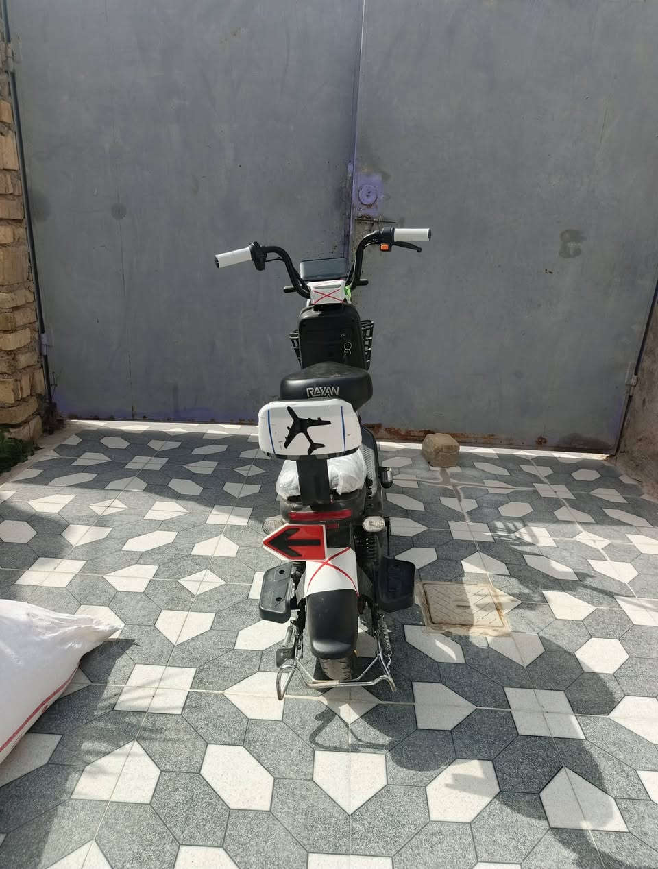 دراجه شحن حجم 14 للبيع السعر 325 وبيها مجال


**إذا كنت صاحب هذا الإعلان وتريد حذفه لأي سبب، رجاءا أرسل رسالة إلى الدعم الفني**