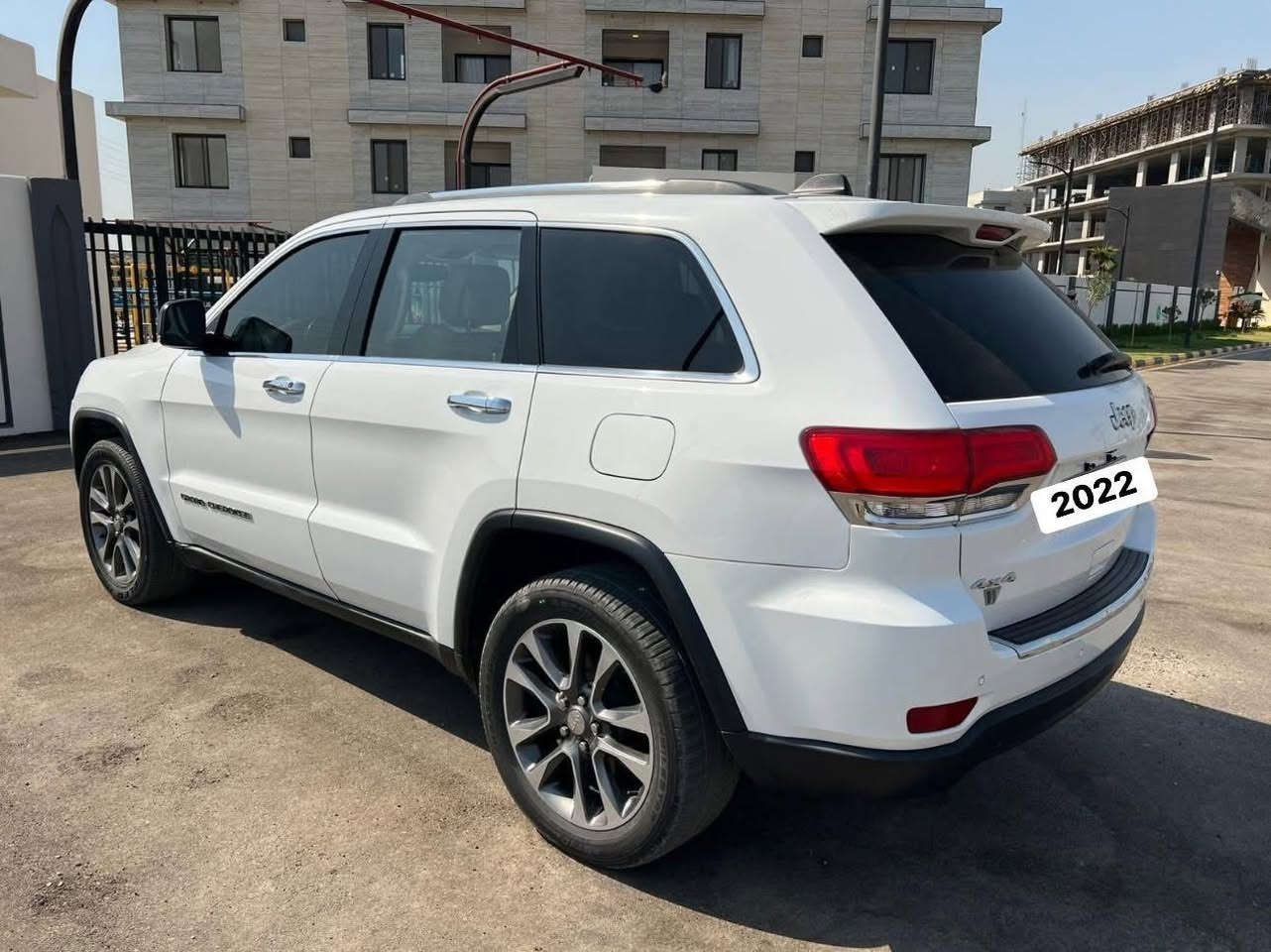 جيب (2022) فول موصفات .                                                      تبديل جاملغ وبنيد فقط بدون دواخل رقم بغداد بسمي 
بصمه جلد داخل بيجي بنراما كشنات كهرباء صندوك كهرباء 
(3600) سعر ((210)) وبي مجال 🔥🔥
((***********)) بغداد الزعفرانيه
