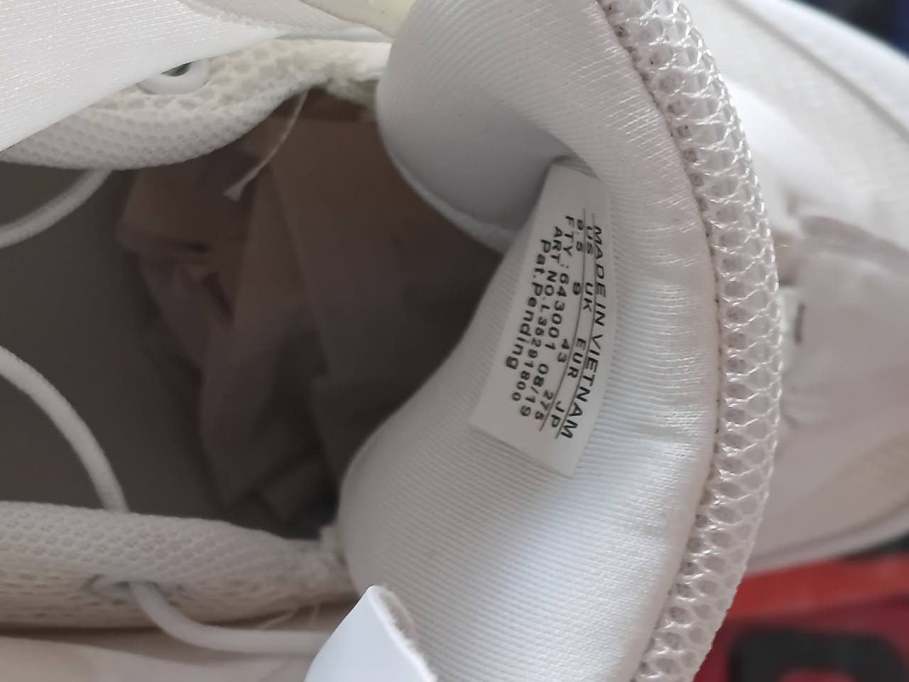 قطعه اخيره فيتنامي الاصلي قياس ٤٣ سعره ١٥ الف يوجد توصيل


**إذا كنت صاحب هذا الإعلان وتريد حذفه لأي سبب، رجاءا أرسل رسالة إلى الدعم الفني**