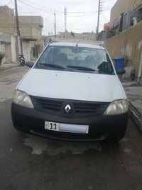 رينو لوكان 2009 سياره نظيفه رقم بغداد انكليزي بأسمي تحويل ثاني يوم مكا...