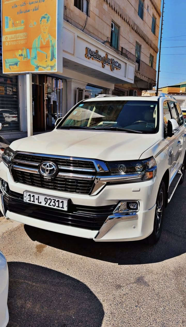 السلام عليكم
لاندگروز موديل 2021 سااز 
رقم بغداد انگليزي بأسمي مشروع وطني 
السيارة بيها تبديل جاملغ جهة السايق الأمامي 
مع اشبر صبغ بنيد الباقي مكفول
ماشية 100 الف 
فول مواصفات 
4 كامرات امامية ومحيطية 
حساسات 
جنطه كهربائية 
اربع بصمات ابواب 
تخم تاير 
السيارة حلوة 🔥ونضيفه
مكان السيارة السماوة 
سعرها 530 وبيها مجال بسيط 
للاستفسار *********** او المراسلة خاص او واتساب
