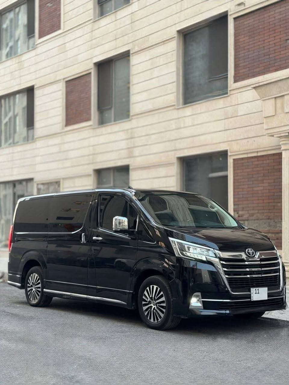 تويوتا كرانيفيا 2020 سيارة الملوك (vib)
فول الفول  وكالة SAS.  ماشية (35) الف بس مكفولة كفالة عامة فقط بارد بل جاملغ الامامي 
فئة البريميوم.  فول  مواصفات كامرات 360 درجة 4 كامرات كراسي vib منفصل  بوب كهرباء ومواصفاتهة الباقية معروفة  

رقمي***********
