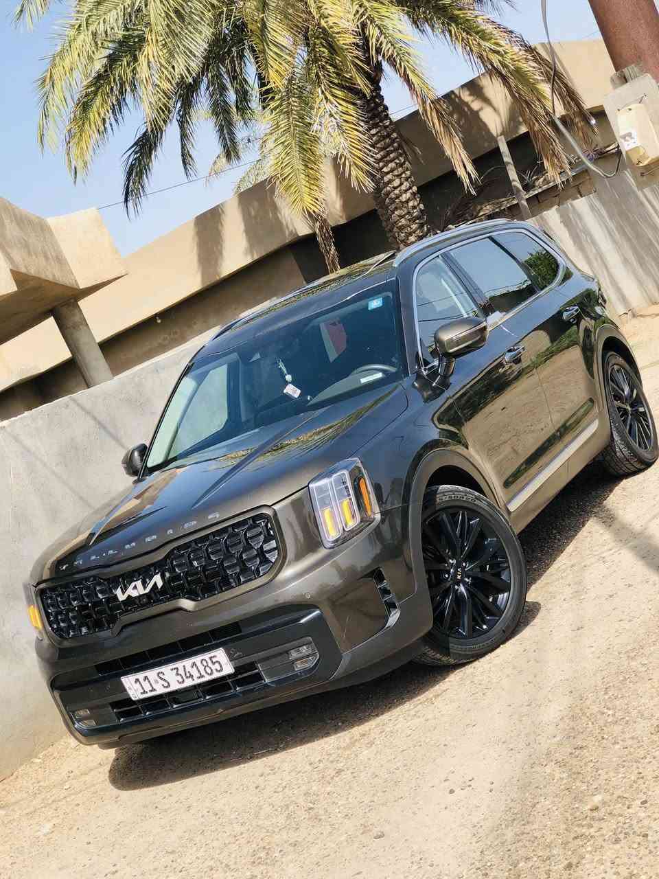 للبيع
كيا تولرايد برستيج 2020 
لون مميز 🫒💎 
SX 
فول مواصفات 
بانوراما +فتحة 
كشنات جلد كهرباء تدفئة تبريد 
كشنات خلفية منفصلة Vip
سستم سماعات 🔊 هارمن كارد 
شاشة كبيرة 
4 كامرات جانبية وخلفية وامامية 
مري شفط 
مري قلابة 
شاشة دجتل كبيرة 
5 وضعيات قيادة 
حساسات امامي خلفي 
رادارات 360 درجة 
رادار امامي تفاعلي 
نظام تحديد مسار 
نظام نقطة عمياء 
اوتو هولد 
سايد بريك بصمة 
شحن لاسلكي 
نظام ابل كاربلي 
7 مداخل USB
تحكمات ستيرن 
لدات داخلية محيطية كل ألوان تتغير بلادية 
بردات خلفية 
نظام تبريد مناخ منفصل 
تبريد مركزي 
لايت 4 عدسات اوتو 
نظام محافظة عل طفل مايفتح باب خلفي حال عبور سيارة 
صندوق كهرباء شفط 
نظام اوامر صوتية 
ويل حجم 20 
محرك 3.8 
كير 8 
وبعد بيهة هواي مواصفات 
ماشية 74 mi 
رقم بغداد باسمي 
حادث مرفقة صبغ فقط بنيد 
مكاني بغداد 
السعر 255 
***********
