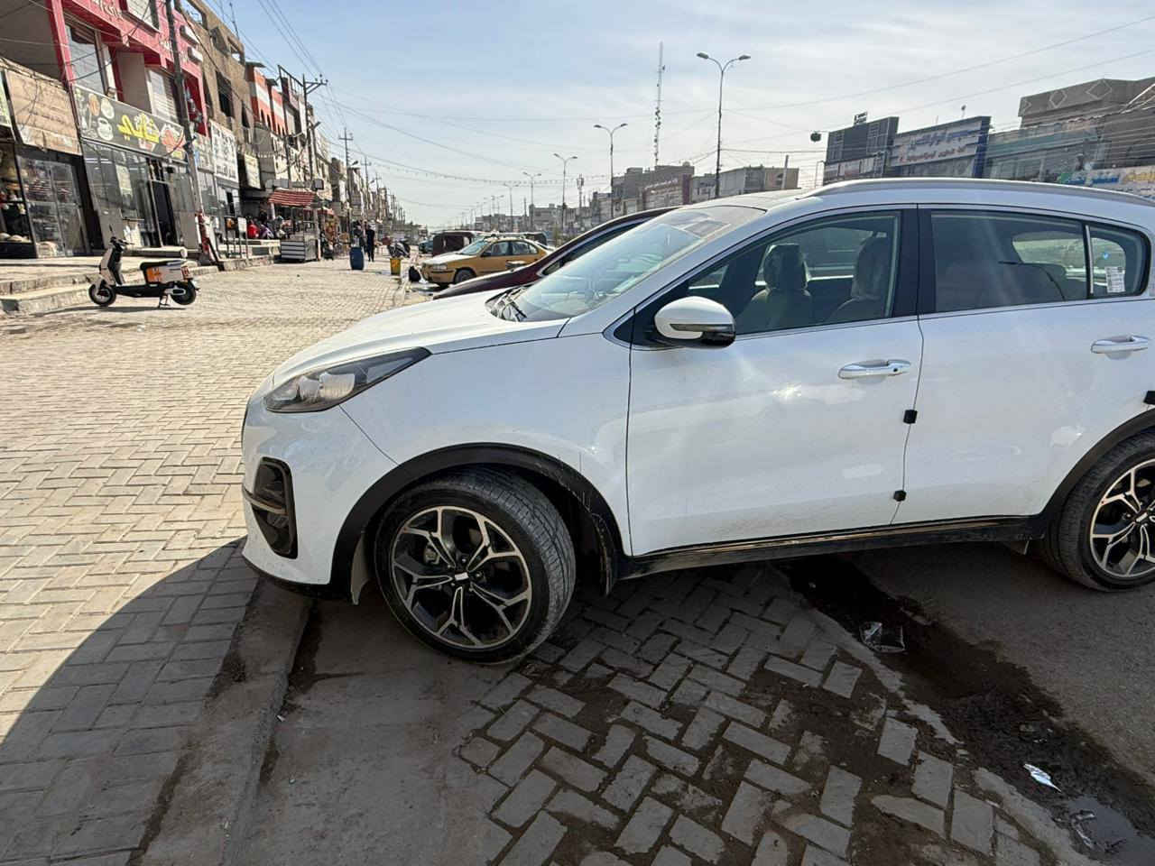 سبورتج موديل 2021جيتي لاين خليجي ابيض ماشيه ستين موصفات فول السعر 220ورقه وبيه مجال  العنوان بغداد الدوره ابو دشير ***********
