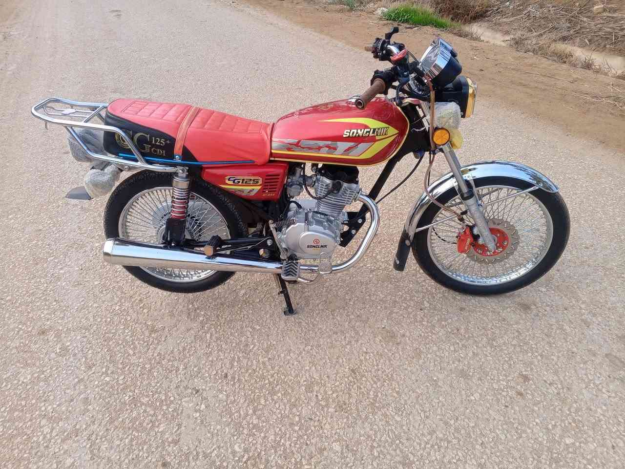 للبيع دراجه تايكر موديل 25 اوراق كامله مكفوله السعر 775 وبيها مجال وتصال *********** مكان بابل سدت الهنديه المهناويه
