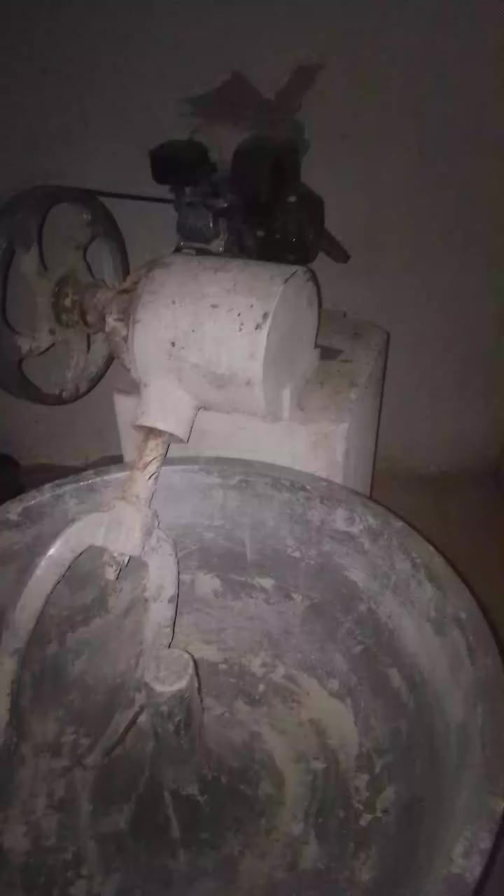 شلع 500 حته طبوك وكمشه و طبكيه رقم مفتوح *********** وتساب كلهن شلع 500
