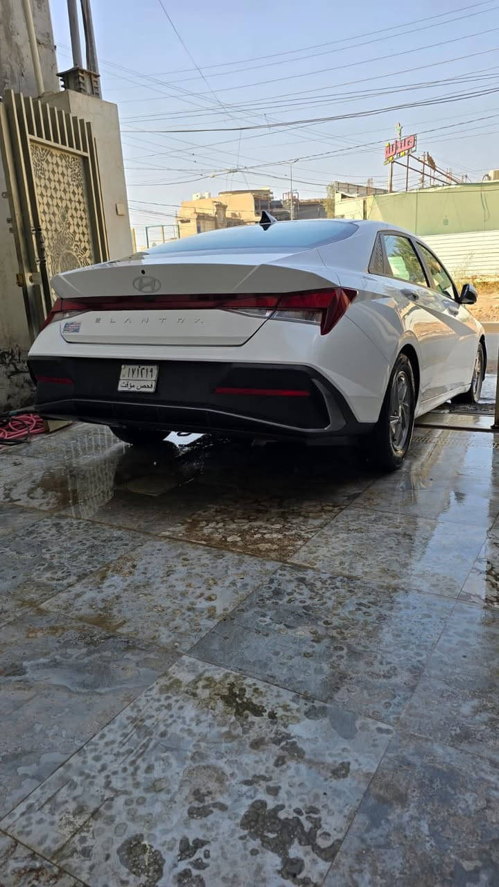 السلام عليكم  
 رمضان كريم  
سياره النتره  ٢٠٢٤  جديده 
حادثها  صفح  جاملغ بارد 
اوباب مبدل   والدوسه  راجعه  بارد 
صوره حادث موجوده

ماشيه ٥٠٠٠

بدون. رقم. //

دخول جديد 
تترقم جميع محافضات  
مكان بابل 

سعر ١٦٥
رقم 
***********
