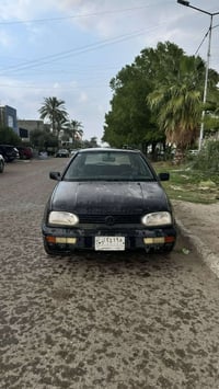 للبيع كولف موديل 1992  مكينة 1800 السيارة مكينة وكير جديدة  كير اوتو ا...