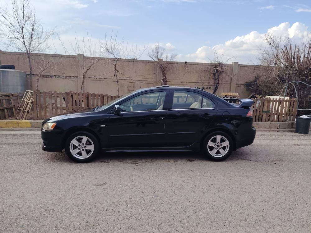 سڵاوی خوای گەورەتان لێبێت لانسەر قڕش خلیجی ناوزەرد بەسمەوسڵایتدەسکی دەرگای حاسە فول فول مواسەفاتە2009بۆفرۆشتن (1پارجە و سێ پەڵە هەیە لەسەر شوخت وەهیج هیج دەعمی نیە بەناو خۆمەوەیەو هەمووگیانی بەشەرت گەر مشتەری جات کە لەخزمەتام لەسلێمانیم سعرریشی 85گەڵاو مەجالێکی برایانەی تیایە السليمانية, العراق


**إذا كنت صاحب هذا الإعلان وتريد حذفه لأي سبب، رجاءا أرسل رسالة إلى الدعم الفني**