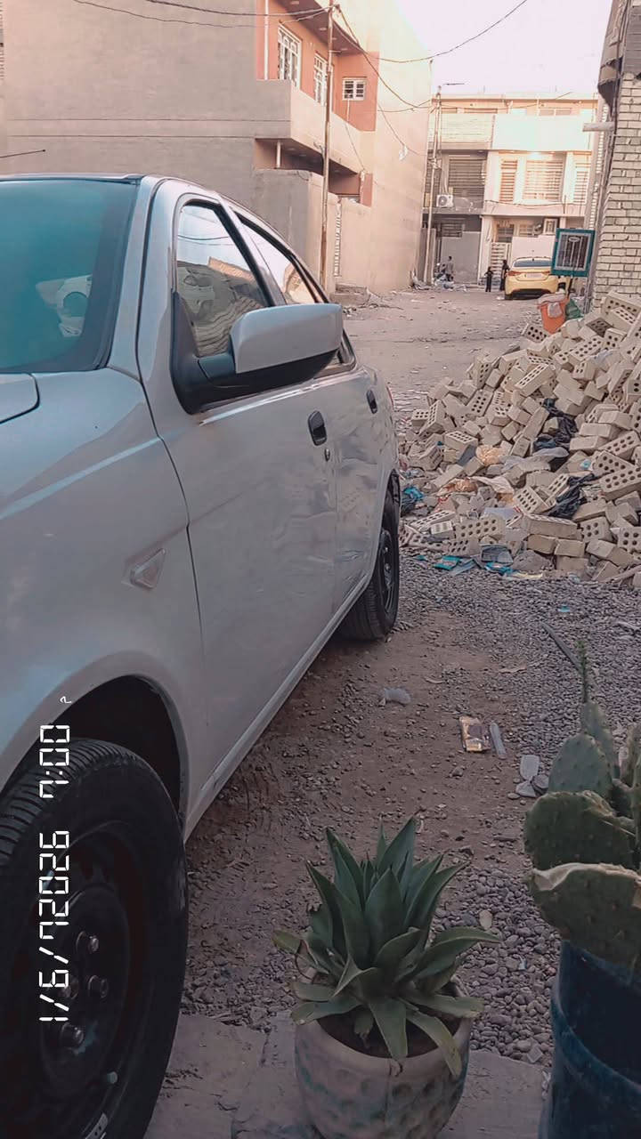 ساينا البيع موديل 2020 مكفولع بسمي رقم بغداد نكليسي ماشيه 79لف
***********
