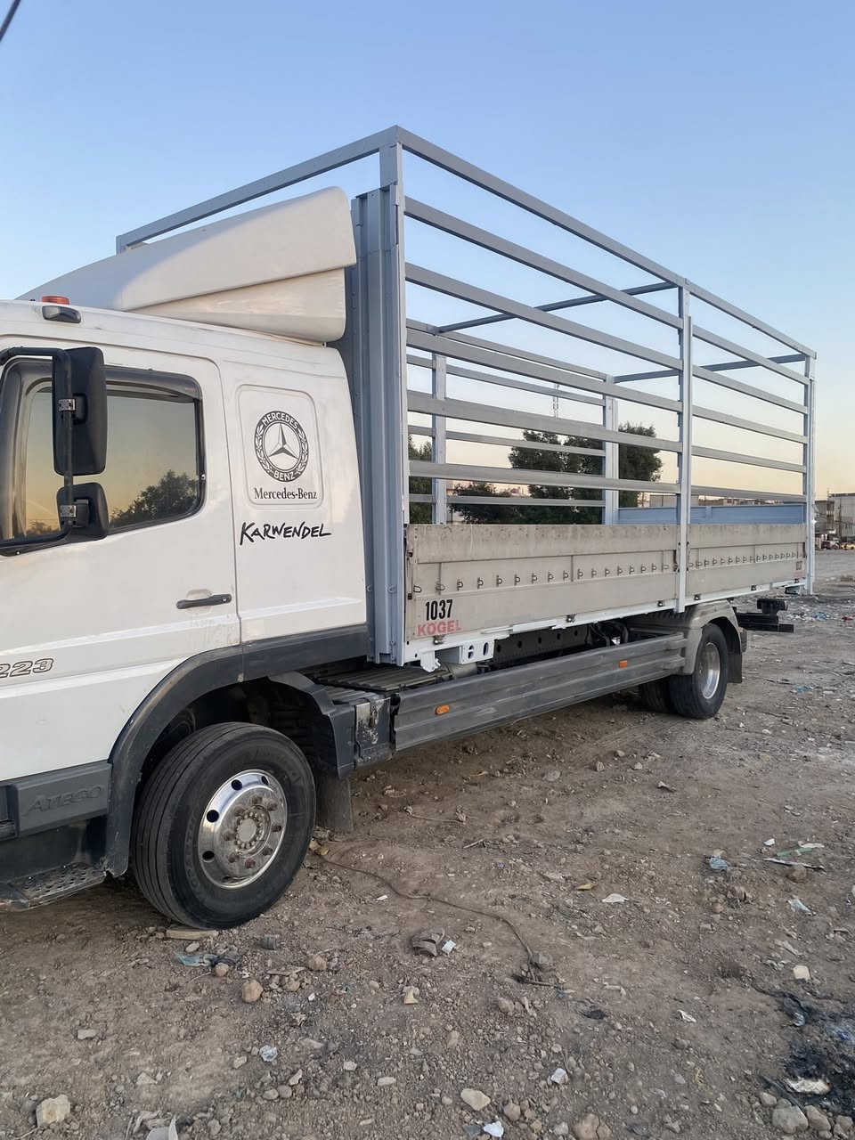 اتيكو للبيع 2004 للبيع رقم ذي قار طول 7/25غير متواجد عل فيس رقم صاحب السياره.          

‭0771 411 6623‬
