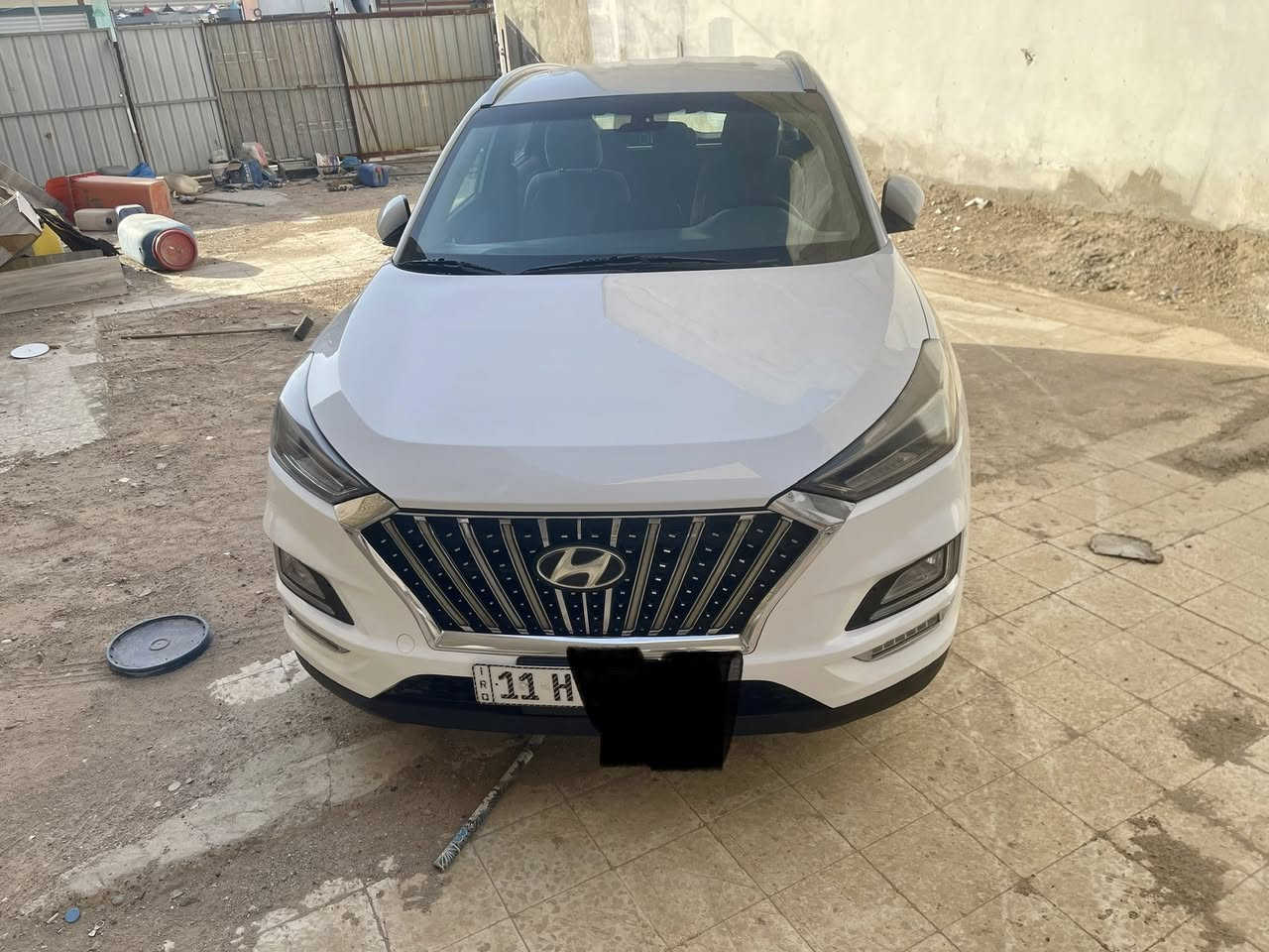 تحيه طيبه 🌹🌹
توسان 2020 
سياره مكفوله من بارد والمعجون 
ويل موصفات 
5 عدسات 
بجم لكزز 
*********** 
متوفر وات ساب
