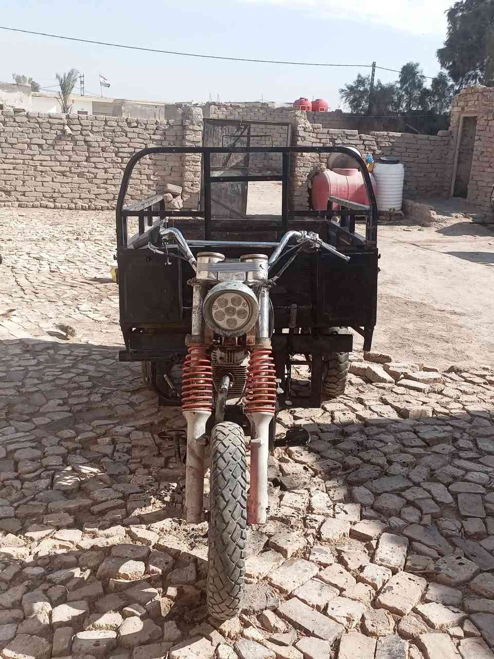 سلام عليكم ستوته اللبيع جمره موديل 2019جاهزه وين مايعجبك بدون وراق سعر 750وبيها مجال العنوان الديوانية قضاء الحمزه الشرجي قرب صيطرت الطابو ***********$***********
