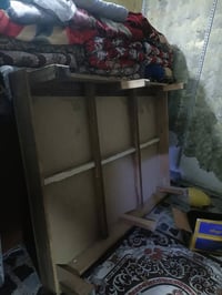 مدينه الصدر • ميز تواليت • خشب ثقيل