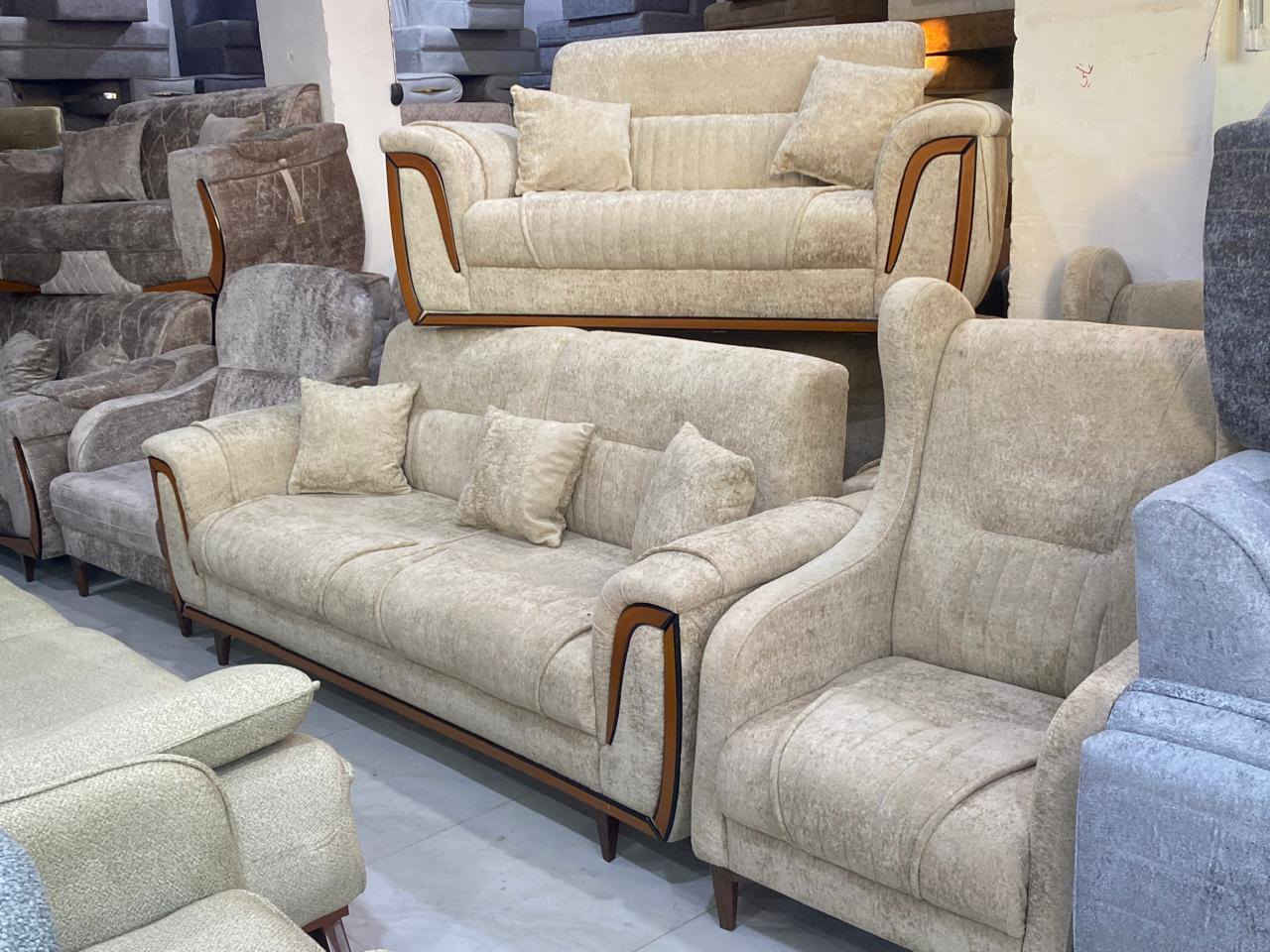 تم تنزيل حاويتين (تخم تركي + ديوان تركي)
تحطيم الاسعار ،متوفر جمله - مفرد

مـجمـع علي الشويلي
ناصريــــــة  شــــارع 30
 مجاور مكتب الصدرين للعقار

*********** 
***********
