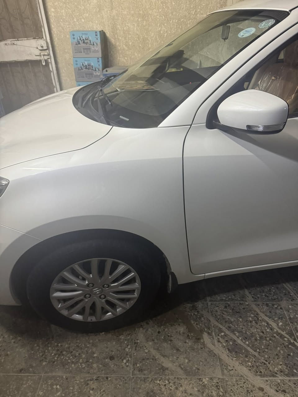 موديل 23 زيرو مواصفات فول عدى الفتحه
بصمه ويل كب

بغداد حي الأعلام ***********
