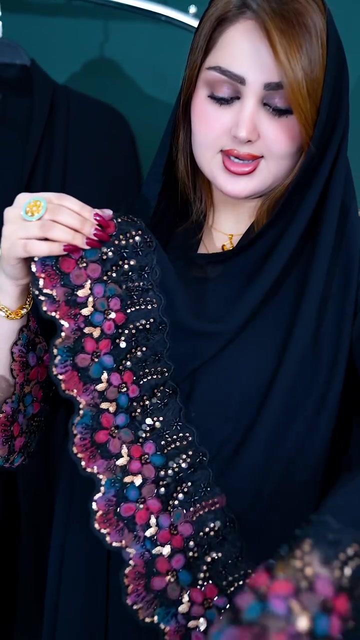 ✨بشت اماراتي ❤️
✨الأقماش حرير أماراتي الأصلي💯
🪄شغل شك يدوي 🪡🧵
🎗️مڪون من 3️⃣ قطع 
⤶بشت+شال+بروش ✅
#بلايزر
🎗️التلبيس :- من وزن 60 الى وزن 120
🎨 الألوان :-اسود سادة-اسود ملون
السعر// 55 الف
#عباية #عبي #بشت #بشتات #قفطان #قفاطين #فستان #فساتين #ازياء #موضة #ستايل #اطلالة #اطلالات #شيك #فخم #اناقة #ملابس_نسائية #لوك #ستايل_راقي #ستايل_يومي #ستايل_فاخر
#fashion #style #outfit #ootd #dress #abaya #kaftan #bisht #elegant #chic #luxury #modestfashion #modeststyle #hijabfashion #arabfashion #trending #fyp #explore #viral #instafashion
#العراق #بغداد #اربيل #السليمانية #الخليج #الامارات #السعودية #قطر #كويت #ترند #اكسبلور #لايك #متابعة #تصميم #تفصيل #ملابس


**إذا كنت صاحب هذا الإعلان وتريد حذفه لأي سبب، رجاءا أرسل رسالة إلى الدعم الفني**