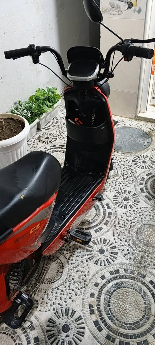 دراجة حجم 14 للبيع 
سرعة 45
3 سرع 
لايت بي 7 الوان يتغيرن 
حماية شاشة 
سعر 175
مكاني كوت


**إذا كنت صاحب هذا الإعلان وتريد حذفه لأي سبب، رجاءا أرسل رسالة إلى الدعم الفني**