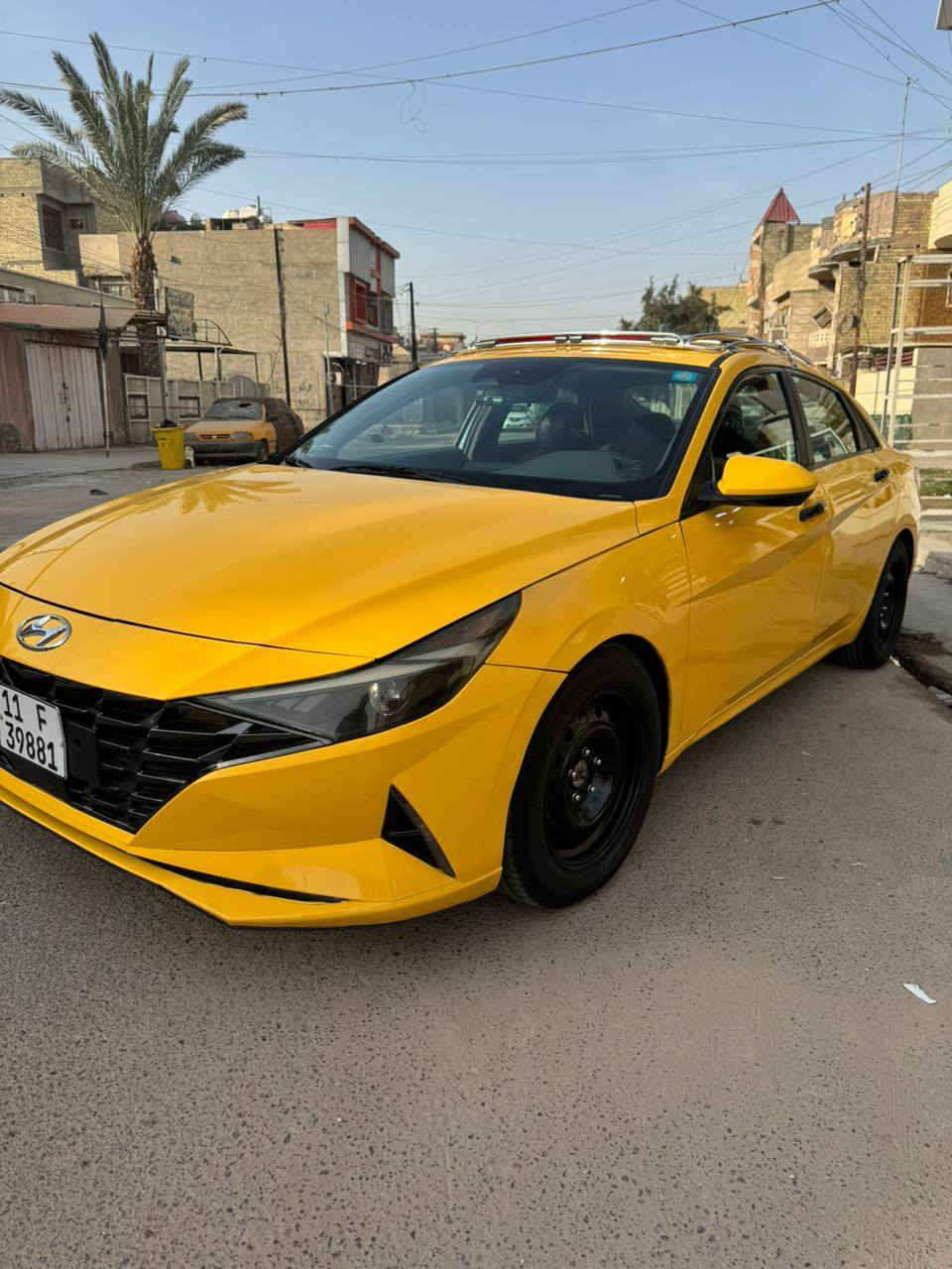 السلام عليكم
النترا  ٢١ 
دوشمه 
منظومت غاز 
سيبايه حيدر سحاره
تاير دلوب 
كير AT 
كير مكينه كفاله 
حادث مبدل بنيد
***********
145 وبيها مجال
