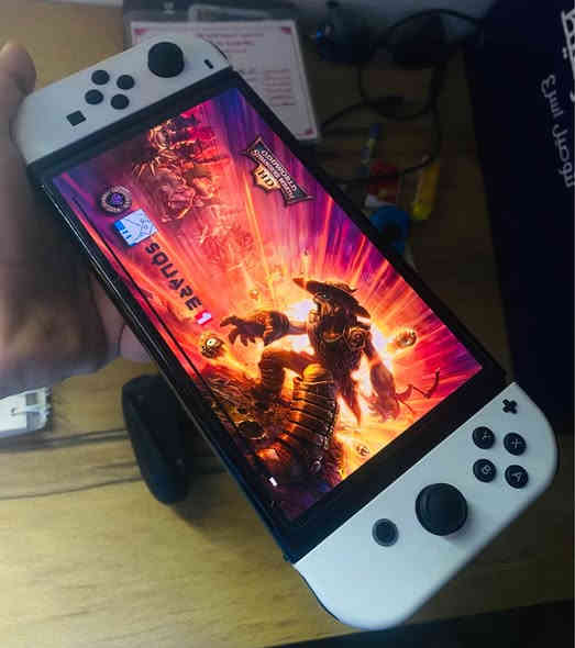 السلام عليكم ، نينتيندو اولد OLED مهكر للبيع

مرحبا شباب متوفر نينتيندو اوليد OLED ابيض الباندل

القطعه رهيبه من ناحيه النضافه الجهاز يعتبر اخو الجديد 

النينتيندو مهكر قطعه اصلي نضامين اوف لاين + اون لاين

تهكير يم صفاء رام 128 + الداخلي 64 

الجهاز مكفول كفاله تامه سليم من كل النواحي بدون اي ملاحظات او اي مشاكل - الجهاز خدش مابي نضافه 100%

الاوف لاين مليان العاب مثل ( zelda - little nightmares 3 - oddworld نسخ ماريو والكثير …) وتكدر تحمل اي لعبه تعجبك وبشكل مجاني 

اون لاين شغال ( فورت نايت - روكيت ليك - يوتيوب وغيرها )

الملحقات كامله مثل :

الدوك للعرض ع الشاشه - جوستك - جويكون الاصلي - شاحنه Nintendo الثلاثيه الاصليه - كيبل hd - سلايدات جويكون - كارتونه - يحتوي على لاسقه حمايه للشاشه

السعر فقط ٣٥٠ الف 

العنوان / بغداد - البياع - شرطة 

الرقم للتواصل / ***********

يوجد توصيل لجميع المناطق والمحافظات بغداد
