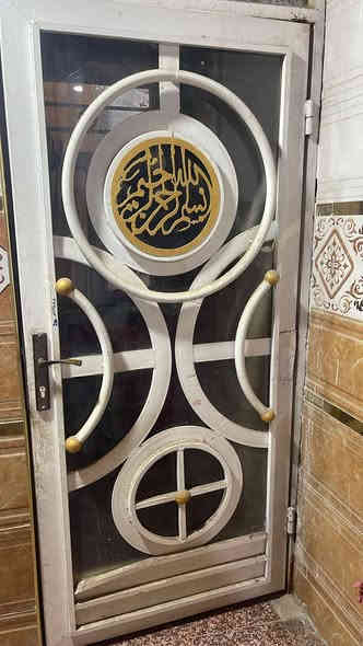 يالله اليوم عدنا لكم بيت جديد بالولايه قرب حجي حمزه الرسن مساحه 109 بيت مرتب ونظيف سعر 75 وقابل للتفاوض استفسار  ***********و***********
