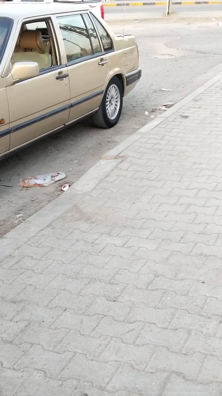 فولفو 940
محرك ونجي ياباني رقمه ذي قار. مكان السياره النجف

سعره 43 وبيه مجال 

***********
