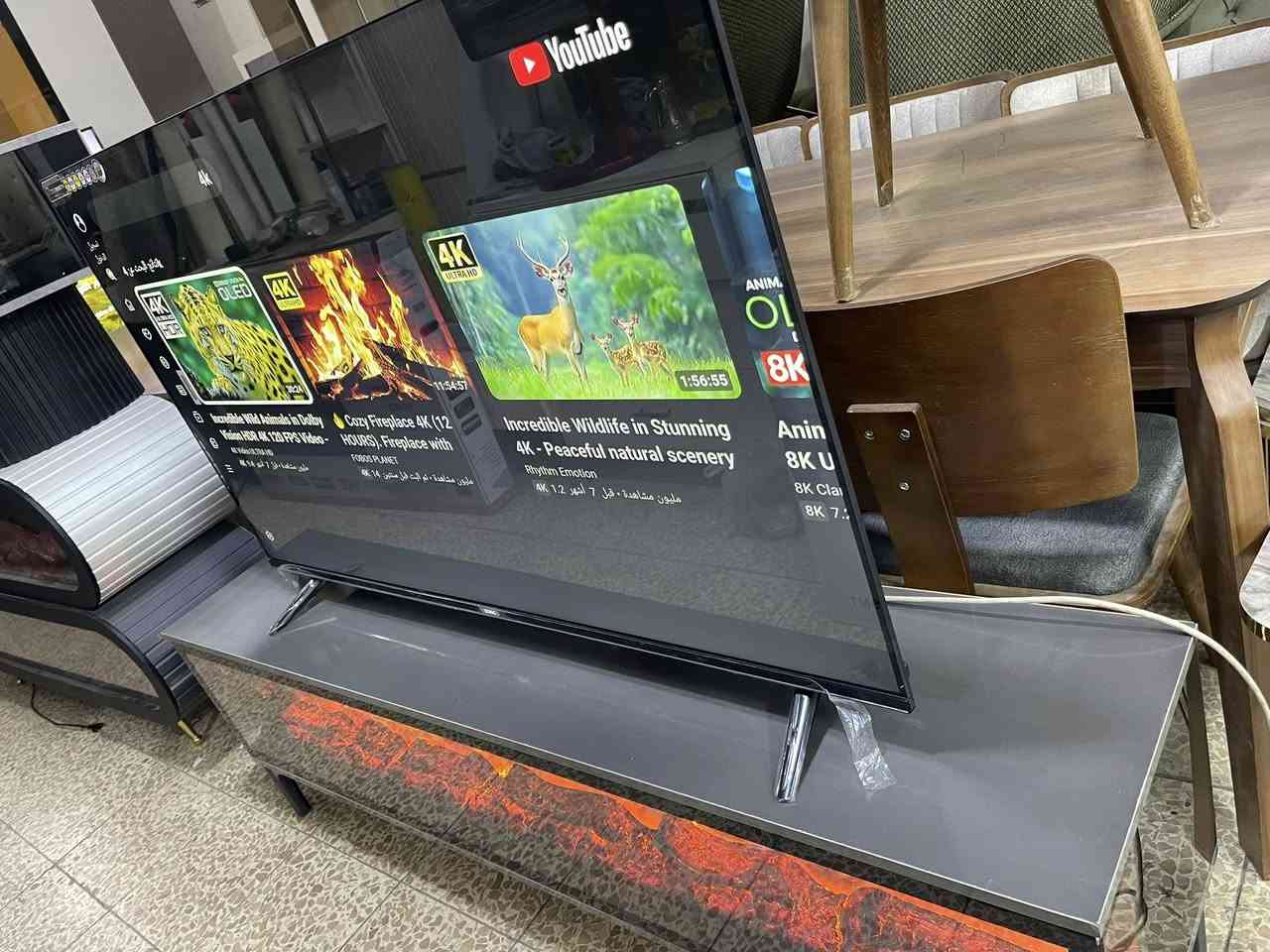 متوفر احجم او قياس شاشه من 42الى70 متوفر فول موصفات نت او ضمان 6شهور  كلها جديد ممستعمل 
شاشه 55سعره 300الف  بي ضمان تاخذ  اي ستفسر عل ***********
