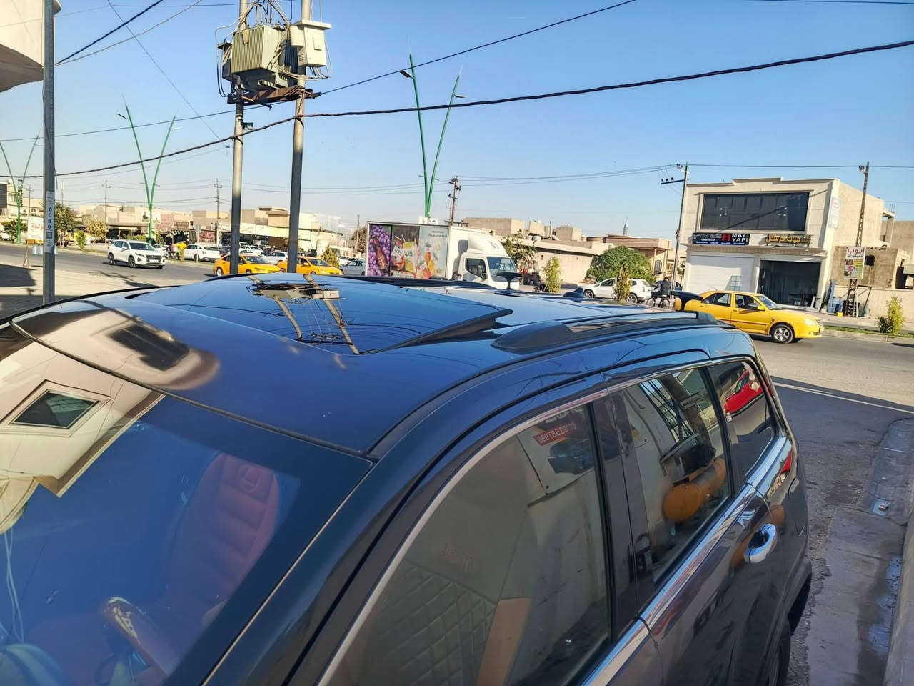 سلام وعليكم للبيع جيب هيمي 5700
فول مواصفات سومنت
اعلا فئة موديل 2011 رقم بغداد دولي مشروع وطني 
سيارة داخله كلين  بدون ضرر بيه باب سكن وبونيد تجاري بدون حادث بدون دواخل بدون ارباك سياره مخلصه فول مفوله  بيه صبغ مكانات ابيع حزام كير محرك اكسل شرط تو ويل مو فور ويل مرغوب سعر 140 وبي مجال مكان كركوك باقي التفاصيل اتصل  رقم ***********
