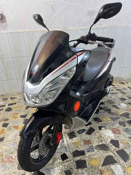 سلام عليكم
جيل الثاني PCX
ياباني مكينه 150
حساس زدحام حساس ستان تتفئه يدات
مكينه وكفر مكفولات دراجه رمبه
سعر 17وبيه مجال مكاني مدينه الصدر
 ***********
