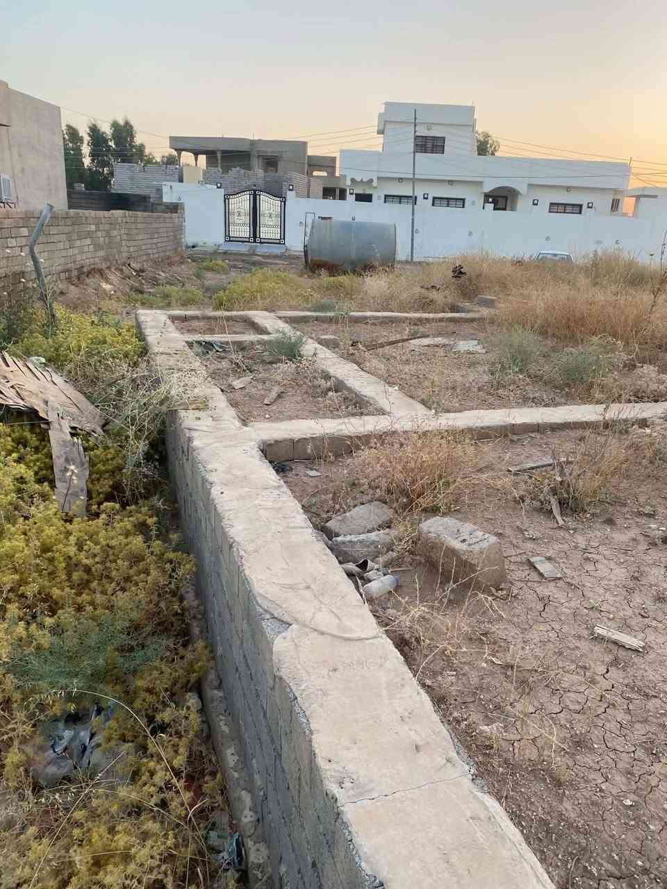 🛑🛑اسلام عليكم #تكعيب للبيع مساحته سند زراعي أكثر من 400/

يبيعك 400/مساحه البناء 242/

عدد الغرف 3/مطبخ حار وبارد*

#صحيات داخليه وستقبال *

مساحه #أقل قرفه 5/4

قرفتين مساحه 5/5

#موقع يم المدرسه الكرفونيه عل حولي

#جيران علاء الكويني*

#اسعر مناسب اتصل ودلل 👇

👈***********👉
