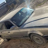 للبيع بي ام 735موديل 93  ملاحضه السياره مكينه صاطره بيهه صوت قوي   كير...