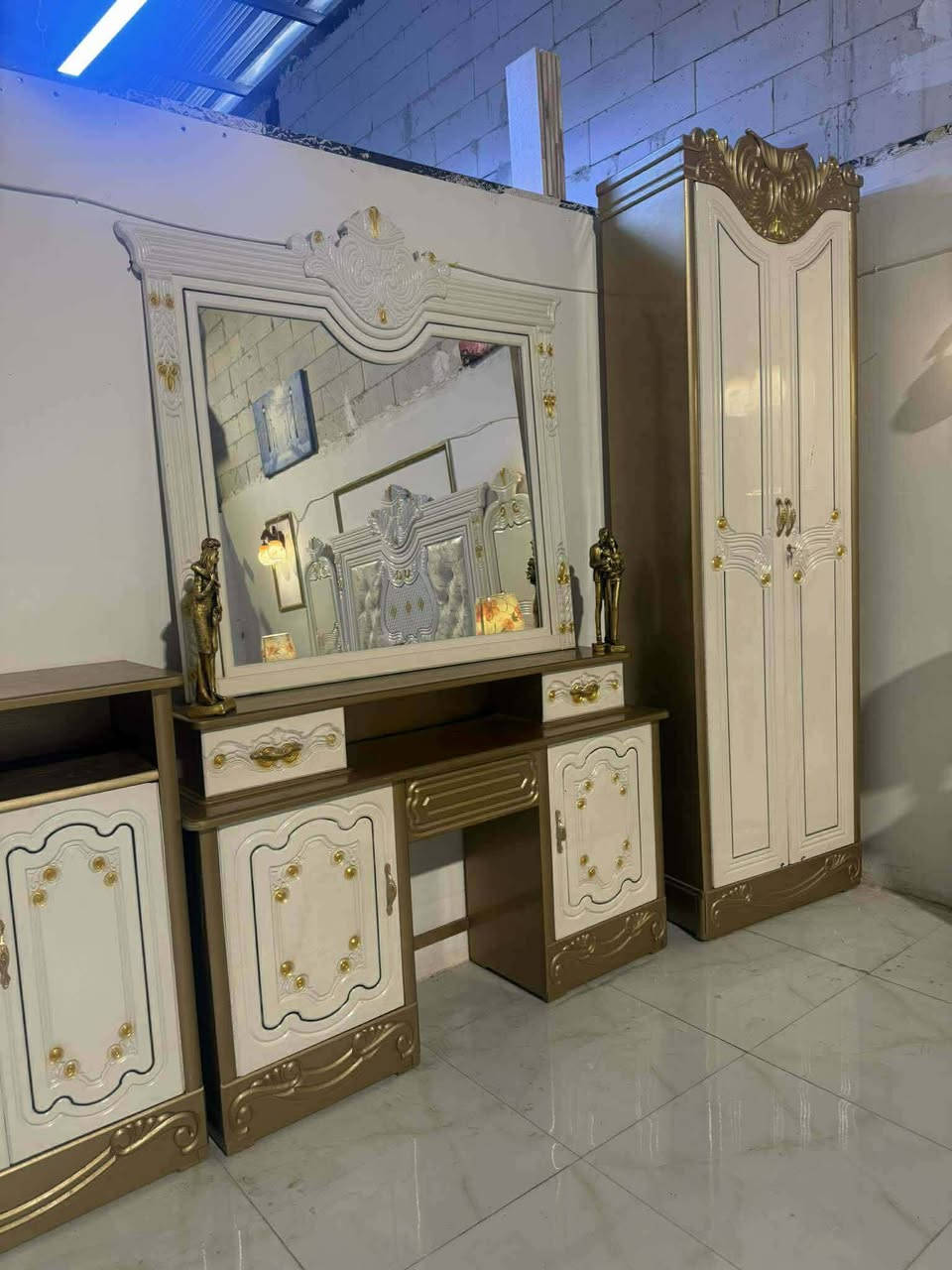 رمضان كريم🤩
غرفه صاج داخل خارج صاج
صبغر حراري ابيض 
السعر مليون ١٠٠ قفل 
شد نقل داخل بغداد مجاني 
نضافه ٩٥ فول نضافه
تسع قطع
مستعمله قليل
للحجز اخذ سكرين وتفضل خاص او وات ساب ***********
