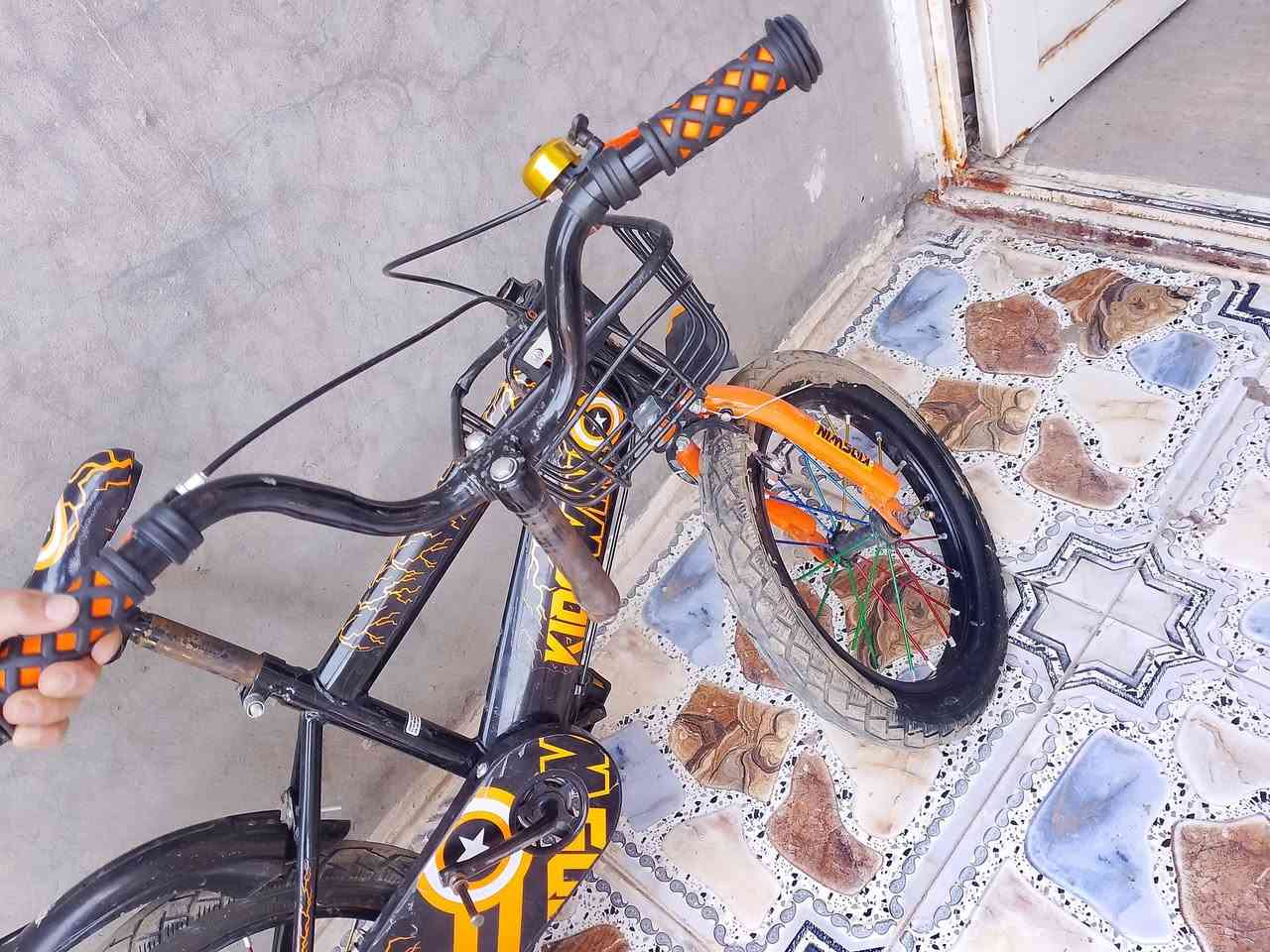 بايسكل للبيع كلشي مابي بس ستيرن وشغلته بسيطه سعر 55وبي مجال


**إذا كنت صاحب هذا الإعلان وتريد حذفه لأي سبب، رجاءا أرسل رسالة إلى الدعم الفني**