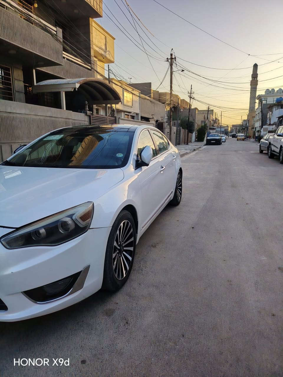 السلام عليكم كيا كادنزا ٢٠١٤ وارد أمريكي حادثها جاملغات خلفيه وقلق جنطه مبدل اصلي بدون صبغ بيها صبغ جاملغات خلفيه سياره VIP داخل ابيضّ فول للأخير بانوراما بصمه اشاير مري اشاير ترحيب كشنات جلد كهرباء ابيضّ تحديد مسار سايد بريك بصمه كشنات حار بارد حساس خلفي شاشه كامرا سماعات انفنتي سياره فول للاخير عارضها ١١٣ وبيها مجال مكانها بغداد الغدير مقابل شقق زيونه ***********
