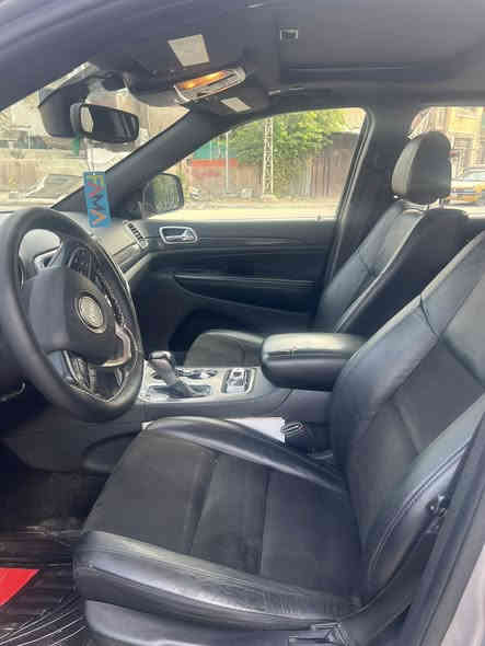 سلام عليكم

سلام عليكم جيب 2018 بلاك توب . شيروكي 
رقم بغداد الجديد
وارد امريكي حادث جاملغ وبنيد بيه شواصي

. ماشية 90mi 
. المواصفات 
. فور ويل

. مكينة ٣٦٠٠ 
. تشغيل عن بعد
. ويل ٢٠ بلاك 
. كراسي جلد ومخمل
. كرسي السائق كهرباء
. هيتر بالمرايه
. شاشة كبيرة وكاميرا دوارة 
. حساس خلفي
. توقف ذاتي 
. اطفاء ذاتي 
. نضام سبورت وايكو
. لايت زينون بك لايت led
. بروجكتر زينون 
. دمام خلفي بالصندوق
. جنطة كهرباء 
بغداد شارع فلسطين

***********
190$ وبيه مجال
