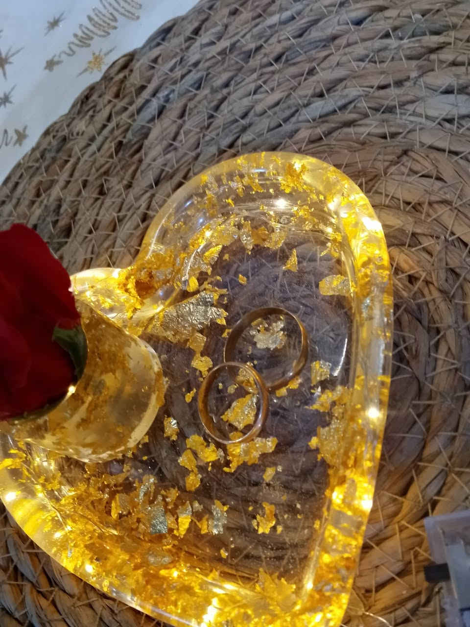 قطعة ريزن بشكل قلب ❤️ مع لمعة ذهبية جذابة  حسب طلب الزبون للطلب راسل للصفحة


**إذا كنت صاحب هذا الإعلان وتريد حذفه لأي سبب، رجاءا أرسل رسالة إلى الدعم الفني**