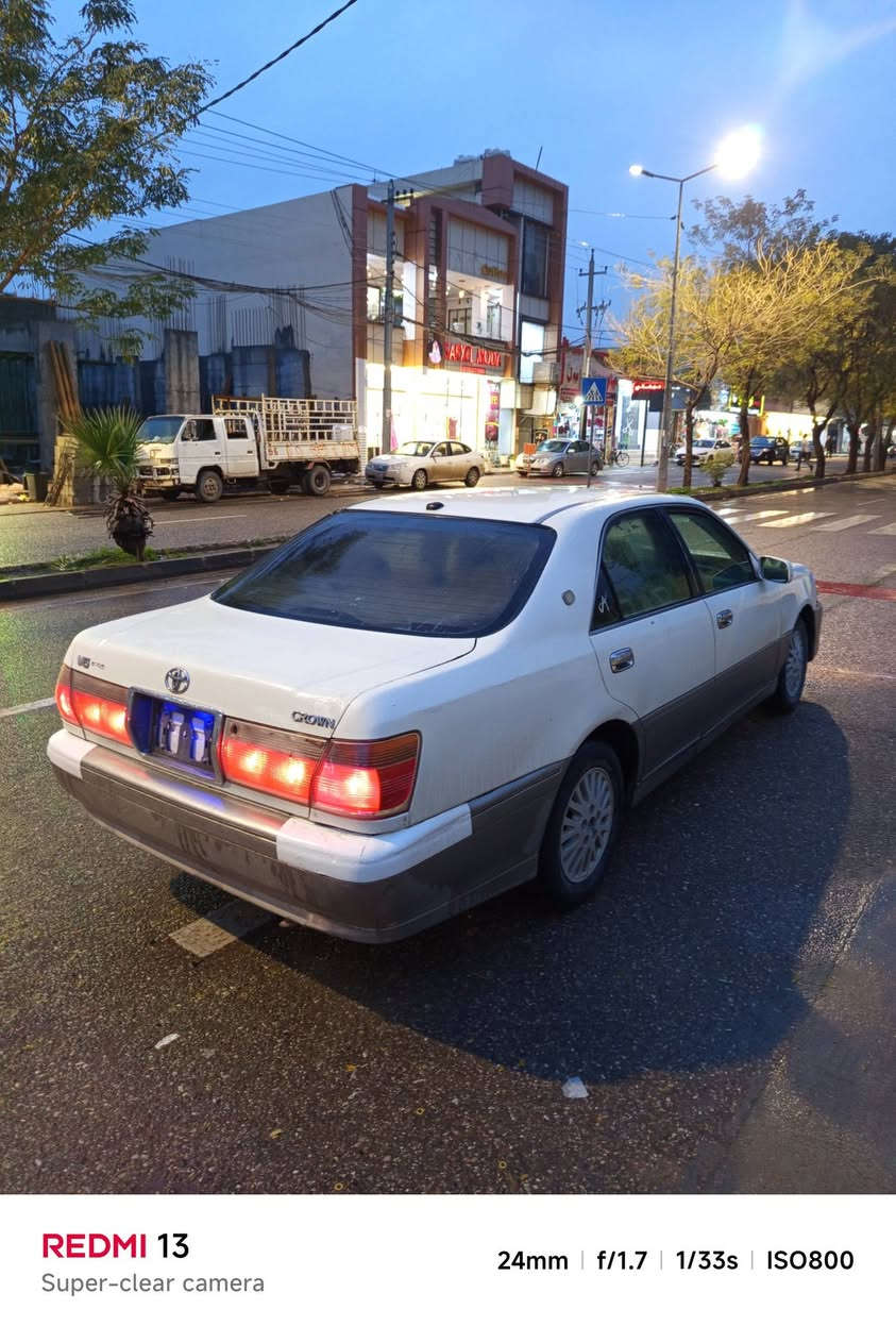 مەلیکە بڕاوە  مەکینەی فیفیتی VVT گێرو مەکینە بەشەرت ناو زەرد دوو دووگمە لایت عیون  سەقفی بەشەرت
35گڵا لەکەلارم ***********
