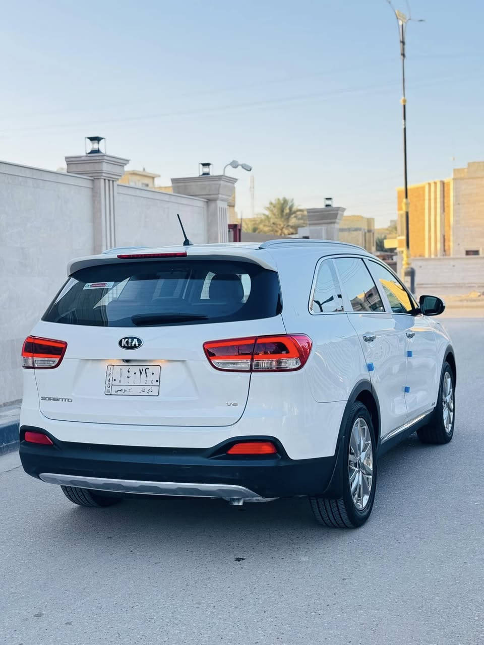 السلام عليكم ورحمة الله وبركاته 
كيا سورنتو 2016 سياره عل وضع شركه ستخدام شخصي حيل نضيفه فول موصفات ما عدا بنراما سايد بريك دكمه رادرات بصمه أبواب بصمه تشغيل أناره ترحيب سورنتو أشاره بمري  5 ويل كب 7 راكب 3 قطع تبريد 6 سلندر حساسات  امامي جانبي حاجب بوجكتوات زينون مرايات شفط بردات سلايت كشنات جلد قرميطي كشن حراري جنطه كهربائيه  سياره جاهزه مكينه كير حداديه تبريد عل وضع شركه  سياره مال جناي رقم ذي قار سنويه جديده تحويل مباشر  سياره مكفوله من الفتح والتبديل والضربه فقط طرف الباب بيه صبغ بصيط فقط  حته الدعاميات مكفولات شرط الفحص مكان سياره مركز الناصريه قرب مركز شرطه الفداء سعر 205  اتصال ***********
