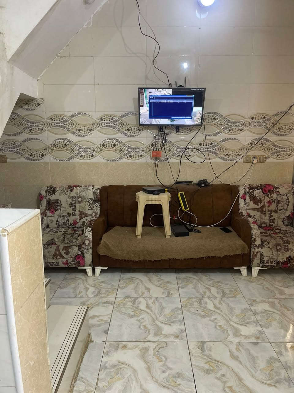 ‏50 متر إيجار العنوان شارع المطحنة مقابل قرية الغدير موقع مميز قريب على السوك جميع الخدمات متوفرة سعر الشهر 175, أي استفسار اتصال على الرقم ***********
