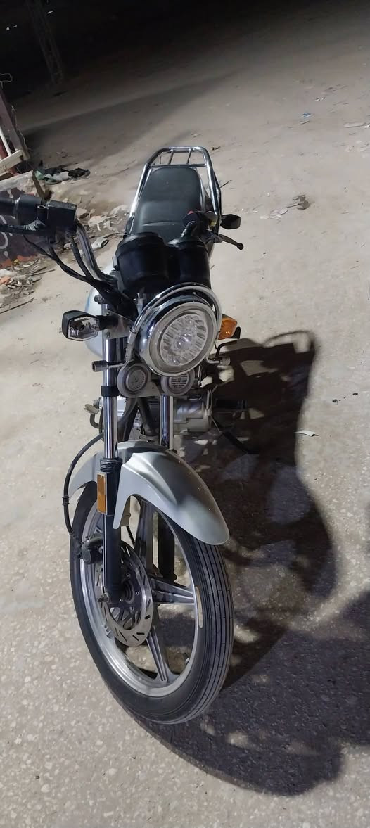 دايوان للبيع موديل ١٩ بيهه مكينه ٢٤ اوراق استنساخ سعرهه ٥٥٠  مكاني كربلاء( ***********)
