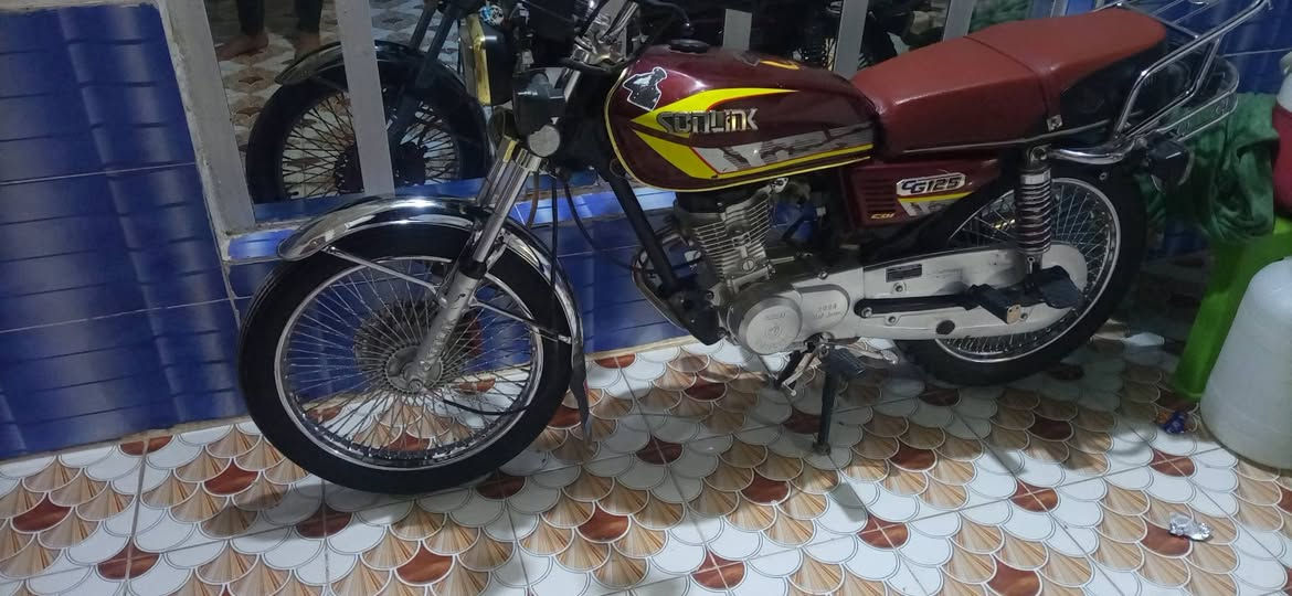 دراجه مديل 24 جديده  مكفوله من كلشي ***********
