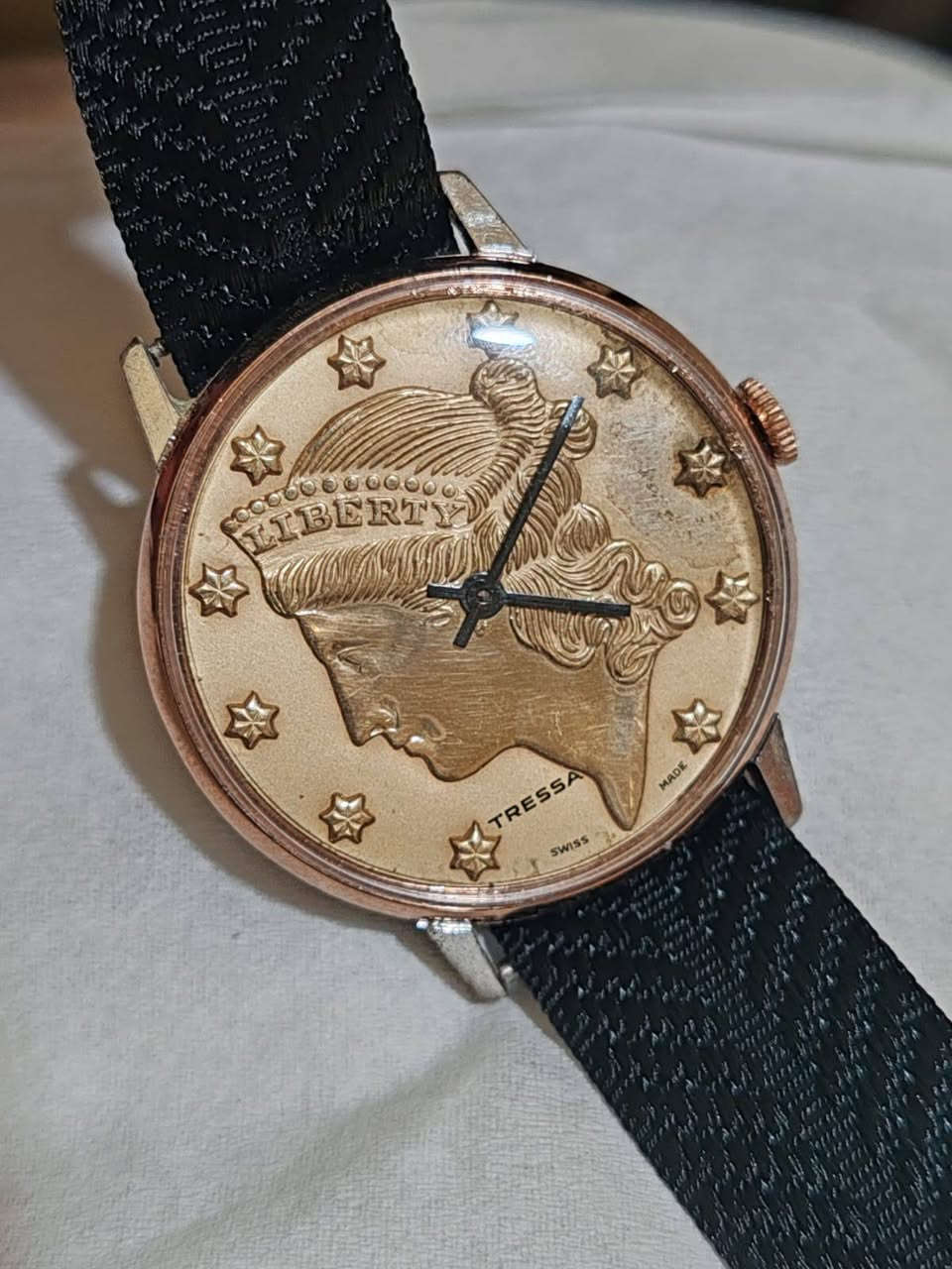 بسم الله ساعه ترييزا ملو مقاس ٣٤ المهتم خاص


**إذا كنت صاحب هذا الإعلان وتريد حذفه لأي سبب، رجاءا أرسل رسالة إلى الدعم الفني**