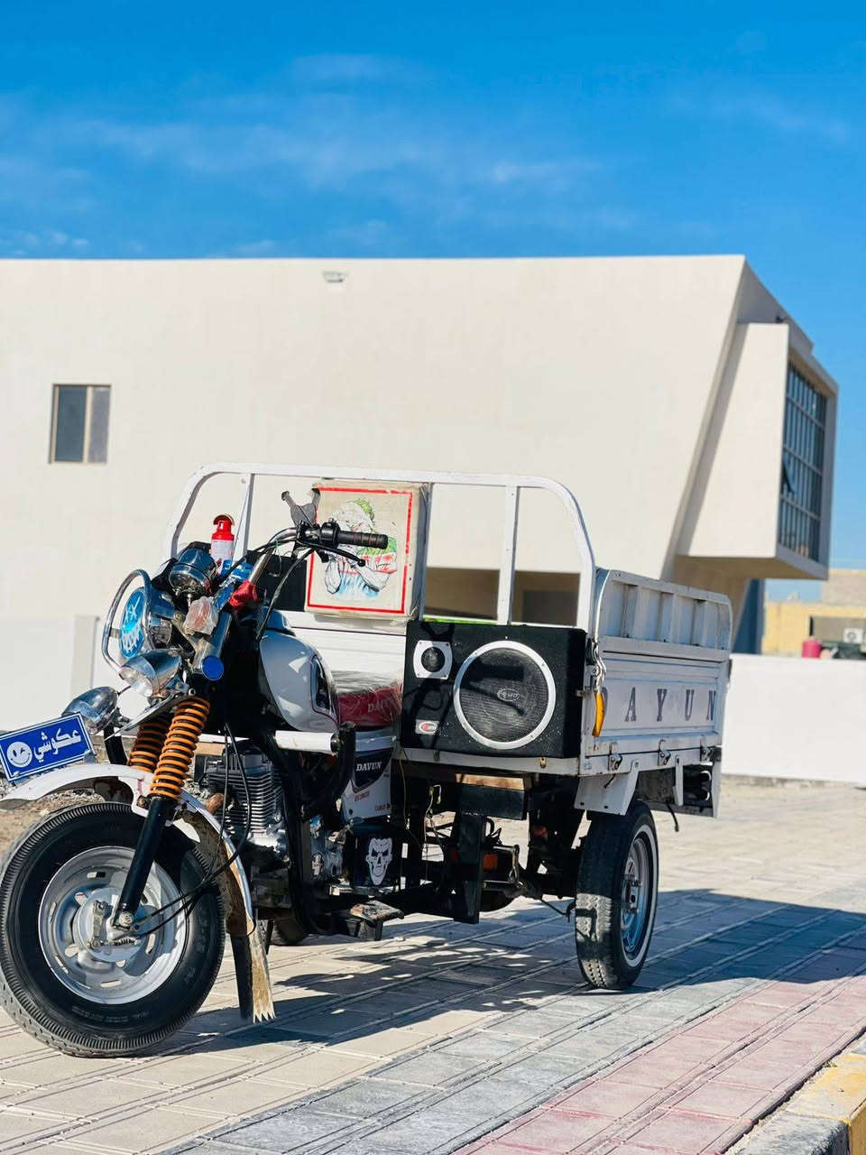 سلام عليكم وينه اليدور جديد ستوته مديل ١٣وراق صولي توه معمره ٣تبديله دهن برقي قديم ماه بيه كله جديد كسن كبس صارله شهر من عمرته سعر ثنين وميه من الخير مكان البطحاء ستفسار رقم ***********
