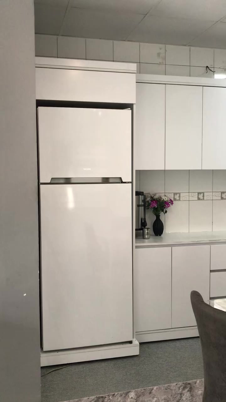 سێتی کەوانتەری زۆر تازە و جوان زۆر کەم ئەبێ دروستکراوە  ـ نرخی ٤٦٠ھەزار ـ سلێمانی
درێژی کەوانتر بە شوێن سەلاجەکەوە ـ٣.٦٣ مەتر 

درێژی سنگەکەی ـــ   ١.٩٥

سێ ڕەفەشی لەگەڵە


**إذا كنت صاحب هذا الإعلان وتريد حذفه لأي سبب، رجاءا أرسل رسالة إلى الدعم الفني**